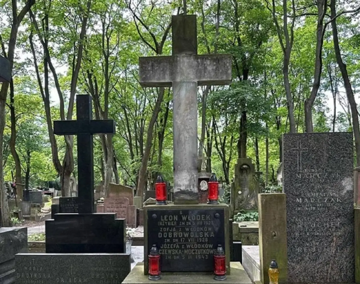Нащадок знайшов могилу архітектора Влодека у Варшаві, в Одесі готують виставку